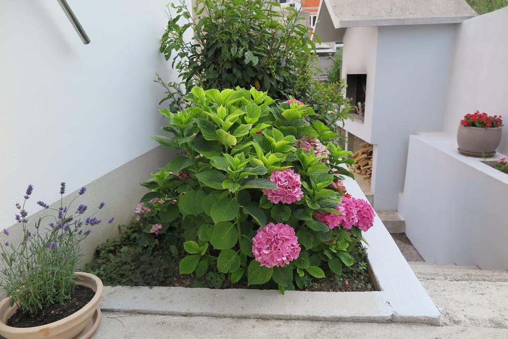 Apartments Kovacic Omiš Exterior foto