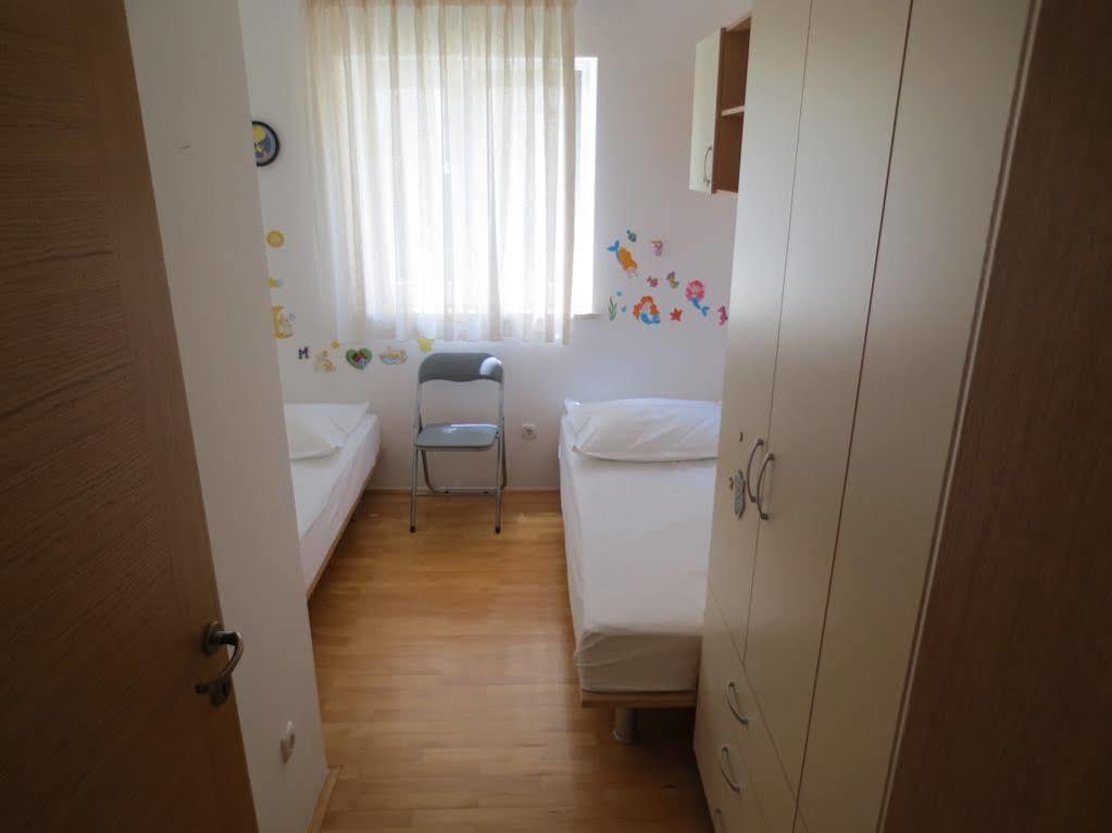 Apartments Kovacic Omiš Exterior foto